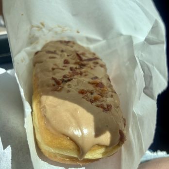 Moonlight Donuts - Bacon maple donut - Donuts Near Me - Fillmore, California Moonlight Donuts - Bacon maple donut - Donuts Near Me - Fillmore, California