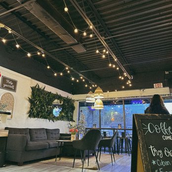 CoffeeMe - Cafes Near Me - Tampa, Florida