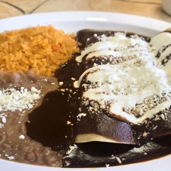 Gonzalez's Restaurant - Enmoladas de Pollo - Delicious! - Mexican Near Me - Orange, California