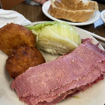 Shapiro's Delicatessen - Corned Beef and Cabbage Dinner - Delis Near Me - Indianapolis, Indiana Shapiro's Delicatessen - Corned Beef and Cabbage Dinner - Delis Near Me - Indianapolis, Indiana