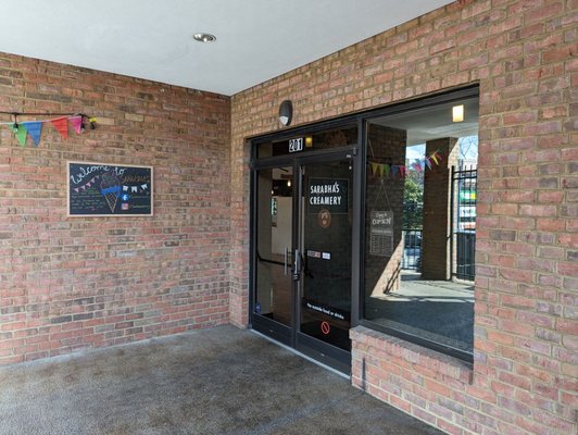 Sarabhas creamery - Ice cream & chai/coffee shoppe by null