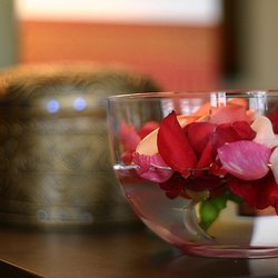 Luxury Services by Anastasia - Float away through massage
