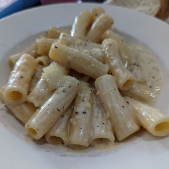 Fresco - Kid's alfredo - Italian Near Me - West Warwick, Rhode Island