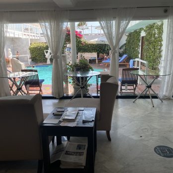 Capri Laguna - Lobby - Hotels Near Me - Laguna Beach, California