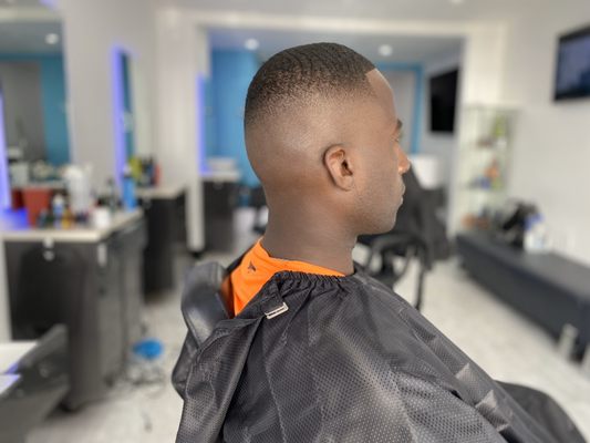 XI BARBERSHOP by null
