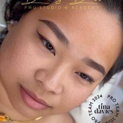 Beauty Bliss Studio & Academy - Ombre brows and eyeliner with wing