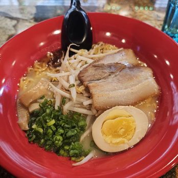 Oishii Ramen - Black tonkatsu ramen - Ramen Near Me - Denver, Colorado