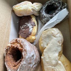 Towne Donut Shoppe