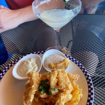 Duke's Seafood - Seafood Near Me - Seattle, Washington
