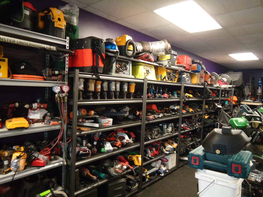 JERY’S PAWN Updated August 2024 17 Photos 3061 N Main St, Hope