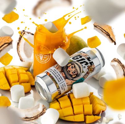 West view bottle apostle by null