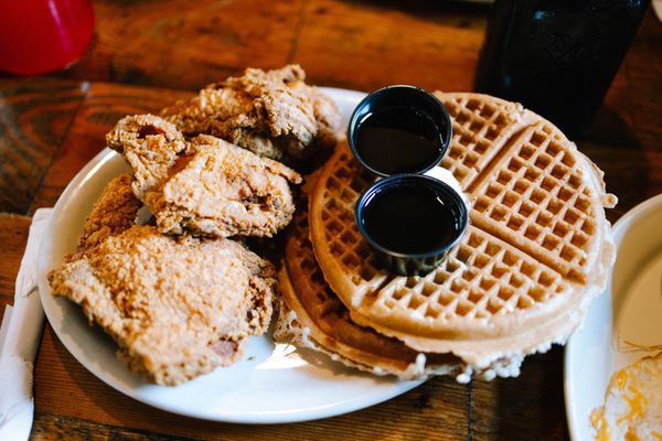 Lo-Lo's Chicken & Waffles by null