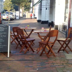 Compton Lounge Tea Room