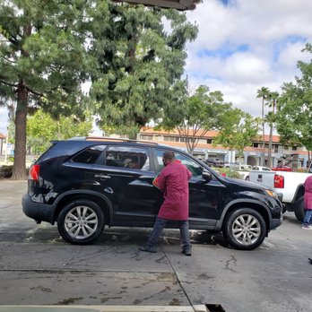 Simi Valley Car Wash - Working hard to clean my car. - Car Wash Near Me - Simi Valley, California Simi Valley Car Wash - Working hard to clean my car. - Car Wash Near Me - Simi Valley, California