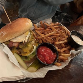 Alulu Brewpub - alulu burger - New American Near Me - Chicago, Illinois Alulu Brewpub - alulu burger - New American Near Me - Chicago, Illinois