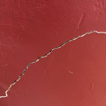 Detail Painting - Settlement crack in dining room wall, before. - Painters Near Me Detail Painting - Settlement crack in dining room wall, before. - Painters Near Me