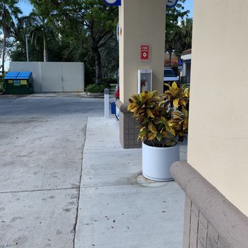 Chevron Station 423 - Gas Stations Near Me - Miramar, Florida