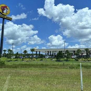 Buc-ee's - Buc-ee's Daytona Beach - Gas Stations Near Me - Daytona Beach, Florida