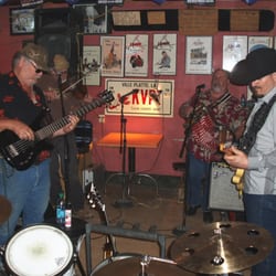 Freds Lounge - Let the good times roll !!!!