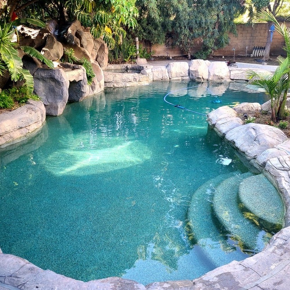 Orange County Pool Services - Pool Cleaners Near Me - Anaheim, California