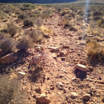 Oak Creek Canyon - Some of the trail is rocky @ Oak Creek Canyon - 9/24/16 - Hiking Near Me - Las Vegas, Nevada Oak Creek Canyon - Some of the trail is rocky @ Oak Creek Canyon - 9/24/16 - Hiking Near Me - Las Vegas, Nevada