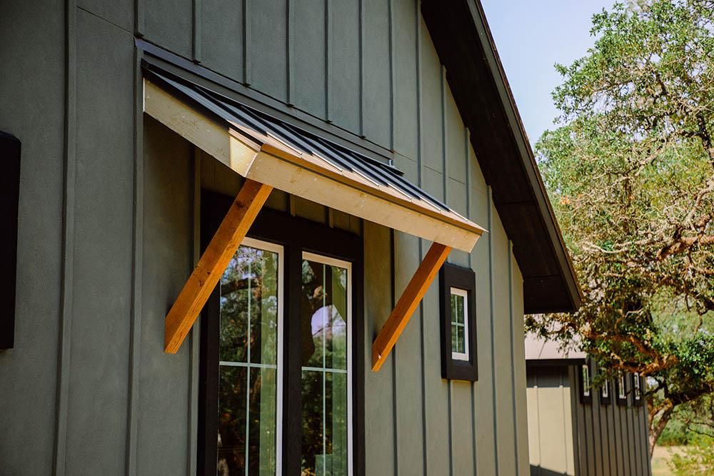 Slide of Casa Roofing Company