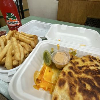 Jo’s Taco - Chorizo quesadilla with a side of fries and a jarrito!! - Tacos Near Me - New York, New York Jo’s Taco - Chorizo quesadilla with a side of fries and a jarrito!! - Tacos Near Me - New York, New York