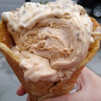 Maggie Moo's - Desserts Near Me - Exton, Pennsylvania