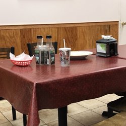 Arianna's Restaurant & Pizzeria