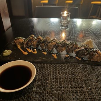 Mizu - 9th floor roll - Seafood Near Me - Charlotte, North Carolina Mizu - 9th floor roll - Seafood Near Me - Charlotte, North Carolina