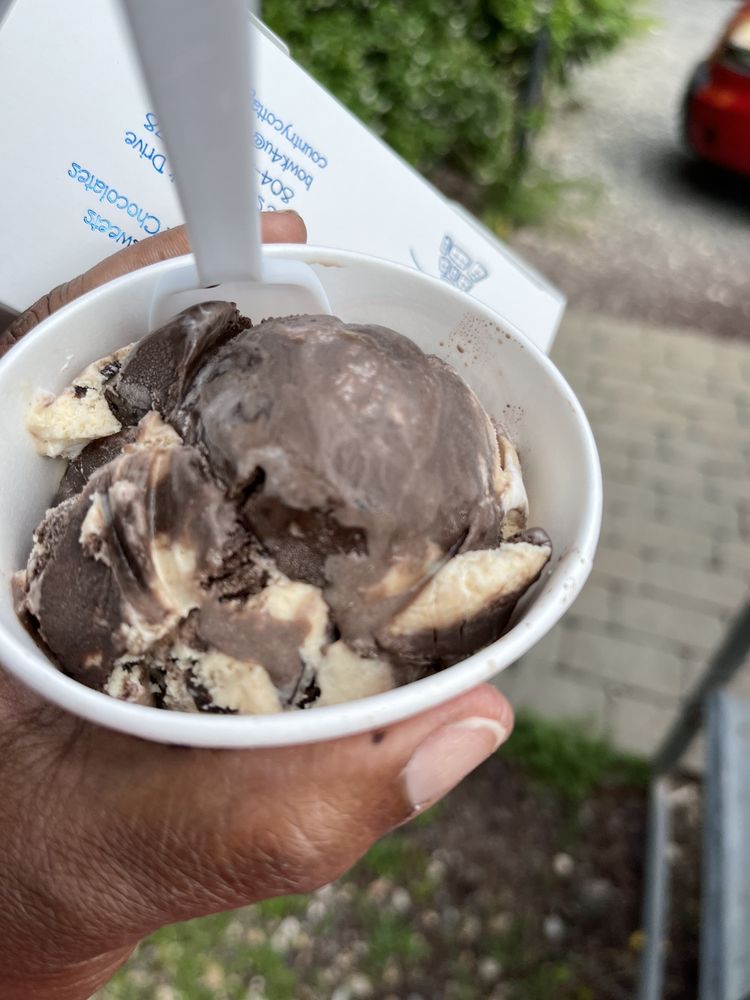 COUNTRY COTTAGE Updated October 2024 36 Photos & 16 Reviews 795