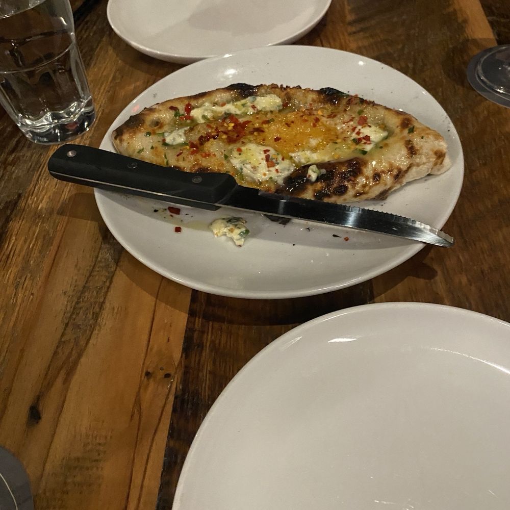Si Cara - Garlic bread - Pizza Near Me - Cambridge, Massachusetts Si Cara - Garlic bread - Pizza Near Me - Cambridge, Massachusetts