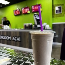 Kingdom Acai - Power Protein Smoothie

Banana, chocolate protein powder, peanut butter & milk