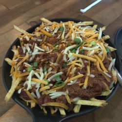 Road Hawg BBQ Swine Dining - Horrible chile cheese fries
