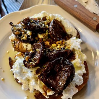 Donna's - Bruschetta - Italian Near Me - Los Angeles, California