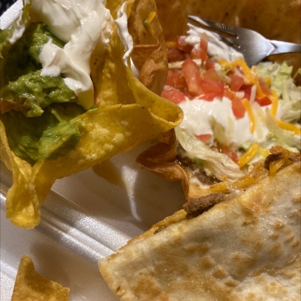 Fiesta Brava - #YUM #FiestaBrava #FergusFalls #DowntownFF #AdventuresOfHollyD #TacoSalad #Quesadilla #Guacamole - Mexican Near Me - Fergus Falls, Minnesota