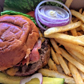 Oliver's Astoria - Astoria Burger ($16) - New American Near Me - Astoria, New York Oliver's Astoria - Astoria Burger ($16) - New American Near Me - Astoria, New York