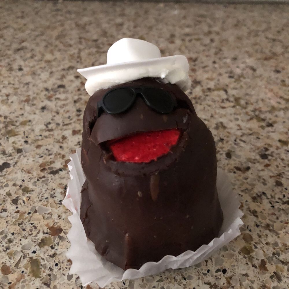 Zio’s Casa Di Dolce - Frog cake cute with cowboy hat and sunglasses - yet--stale - Bakeries Near Me - Seaford, New York Zio’s Casa Di Dolce - Frog cake cute with cowboy hat and sunglasses - yet--stale - Bakeries Near Me - Seaford, New York