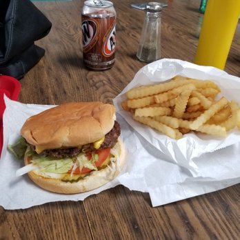 M&M Hamburger - Portions are large and tasty! - Burgers Near Me - Houston, Texas