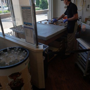 Kilwins Ice Cream - Chocolate - Fudge - Chocolatiers & Shops Near Me - Destin, Florida