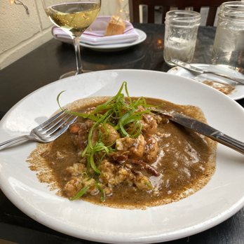 Stone Creek Bistro - Shrimp and grits - New American Near Me - Blue Jay, California Stone Creek Bistro - Shrimp and grits - New American Near Me - Blue Jay, California