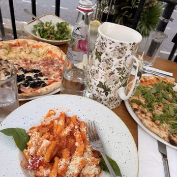 Laville Café - 5 stars - Italian Near Me - London, XGL