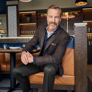 JOS A BANK - 28 Photos - Men's Clothing - 311 N Lindbergh ...