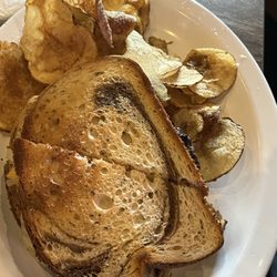 Pelican Harry's Bar & Grill - Patty Melt with house made chips
