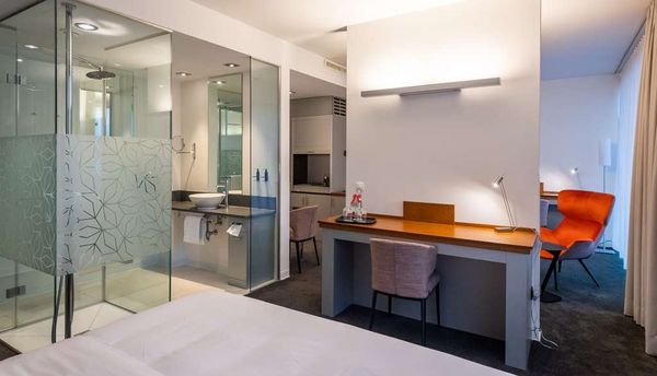 DoubleTree by Hilton Frankfurt Niederrad by null