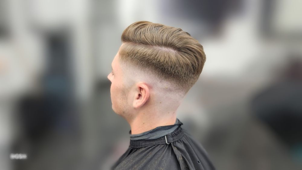 TrueBorn Barber Studio Logo