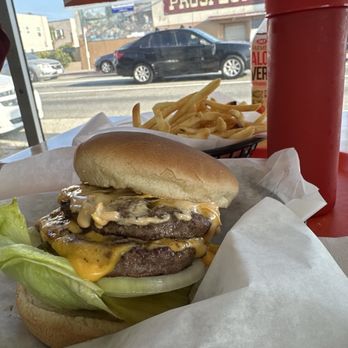 Mustards Cafe - Double Cheeseburger - Breakfast & Brunch Near Me - Long Beach, California