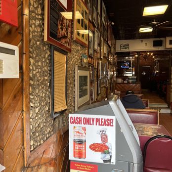 Benny Tudino's - Cash only (as the sign saids lol) - Pizza Near Me - Hoboken, New Jersey