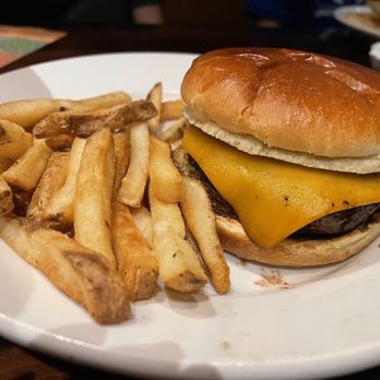 LongHorn Steakhouse - Kid's Cheeseburger & Fries - Steakhouses Near Me - Orlando, Florida LongHorn Steakhouse - Kid's Cheeseburger & Fries - Steakhouses Near Me - Orlando, Florida