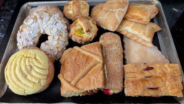 La Esperanza Restaurant & Bakery by null